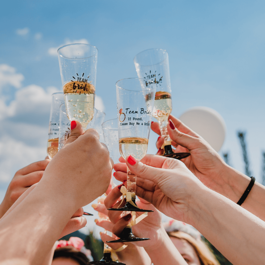 bachelorette party, girls trip, europe, stay connected